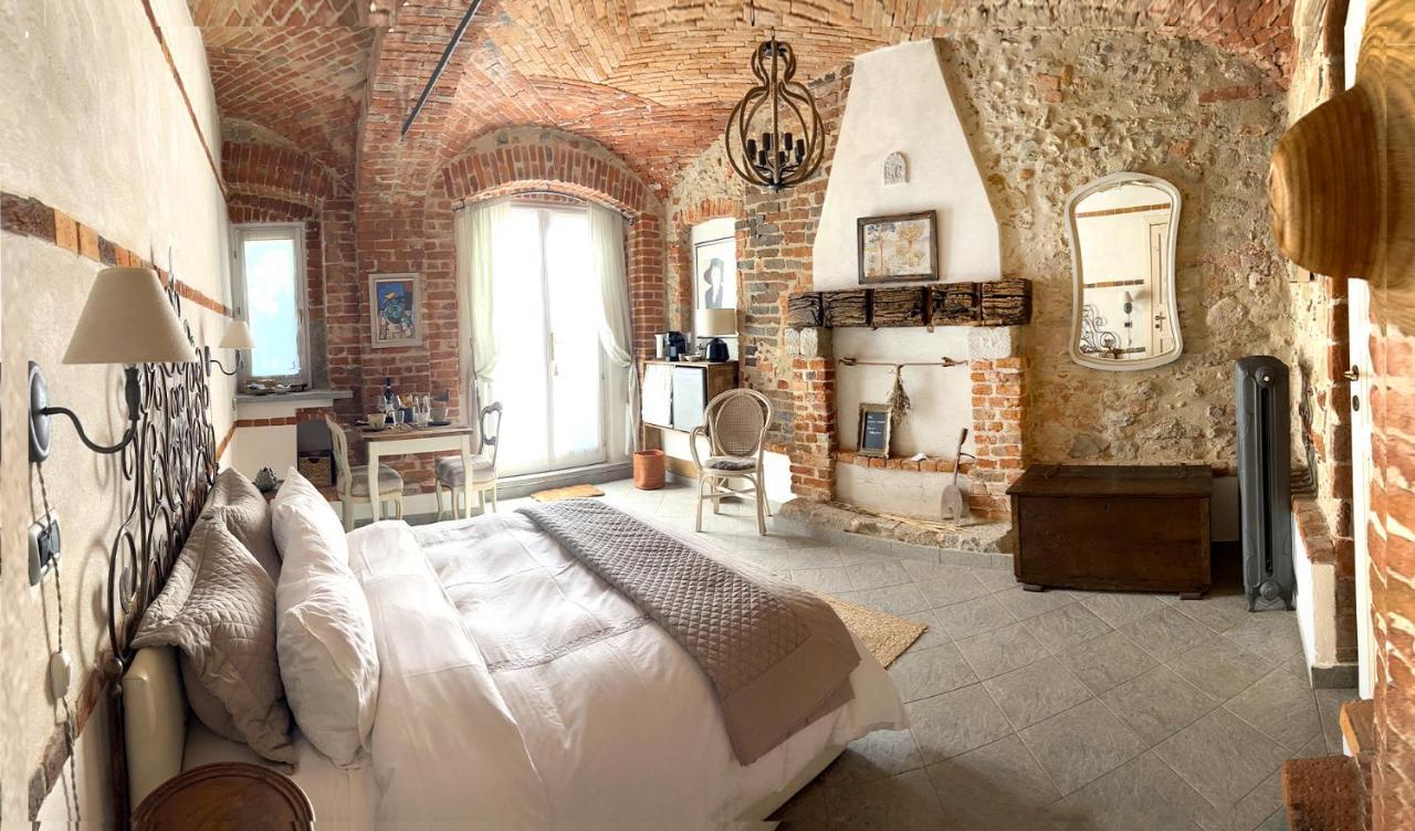 Cascina Viaris Hotel Pavarolo Exterior foto